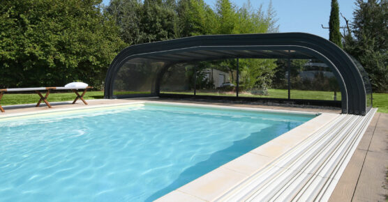 Abri de piscine mi-haut prêt à poser Amexso